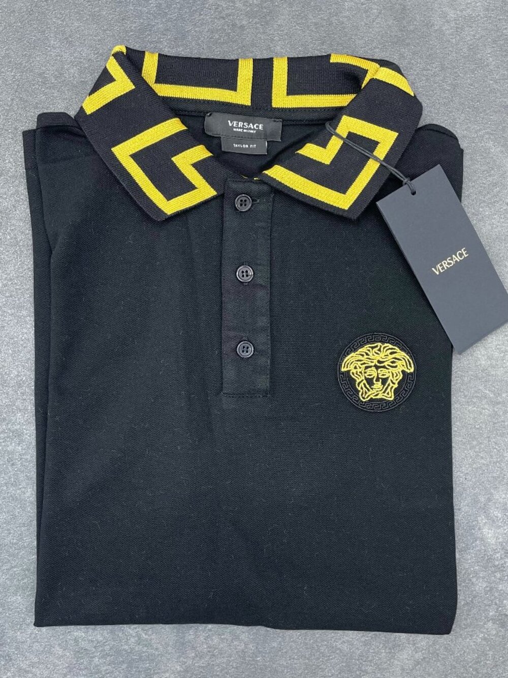 Versace Men’s Black Medusa Polo Shirt Tailor Fit- Size XL